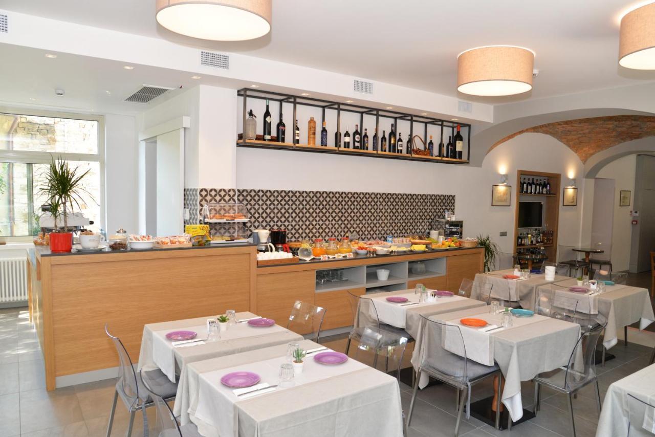 Hotel Quarcino Como Eksteriør bilde