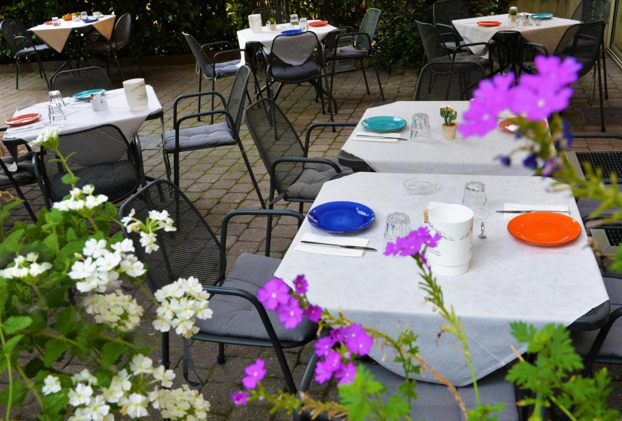 Hotel Quarcino Como Eksteriør bilde